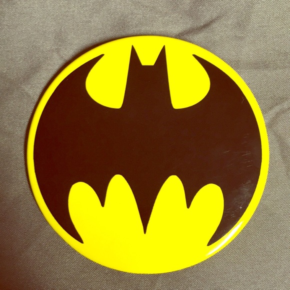 3in Batman pin - Picture 1 of 1